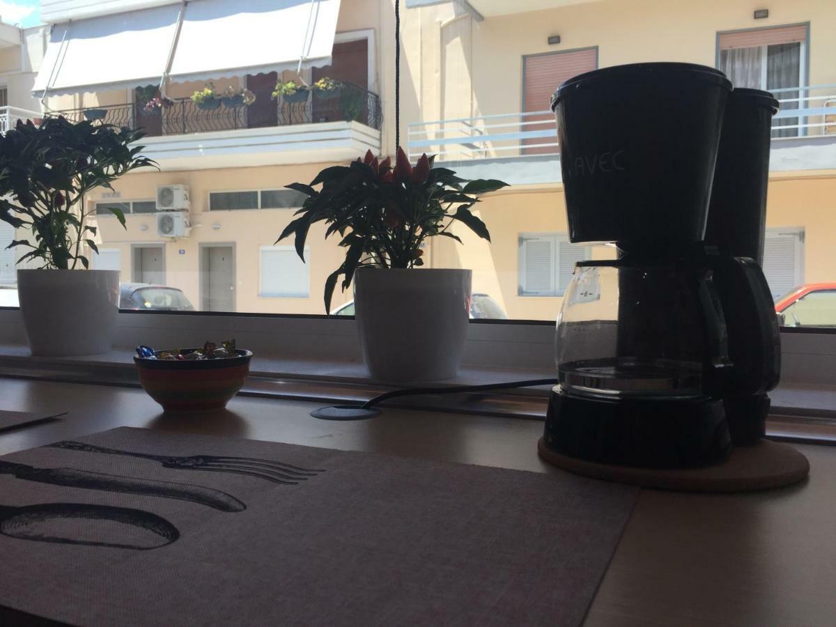 Corinth Sisifou Hostel מראה חיצוני תמונה